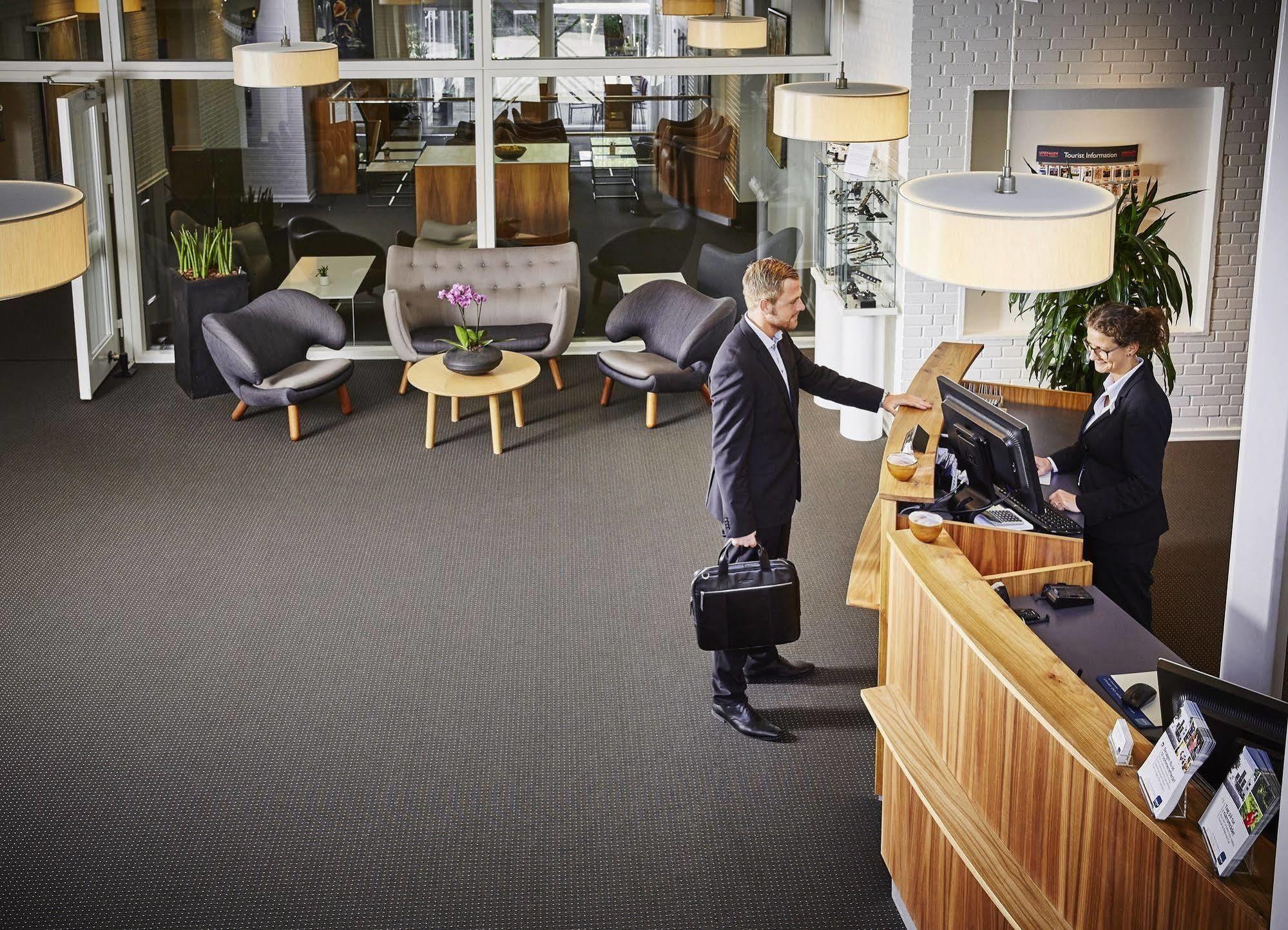 Frederiksdal Sinatur Hotel & Konference Kongens Lyngby Exterior foto